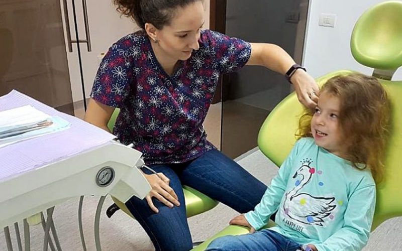 Pedodontie / Stomatologie copii pedodontie tratament stomatologic copii CUBIC DENT sector 2 Bucuresti